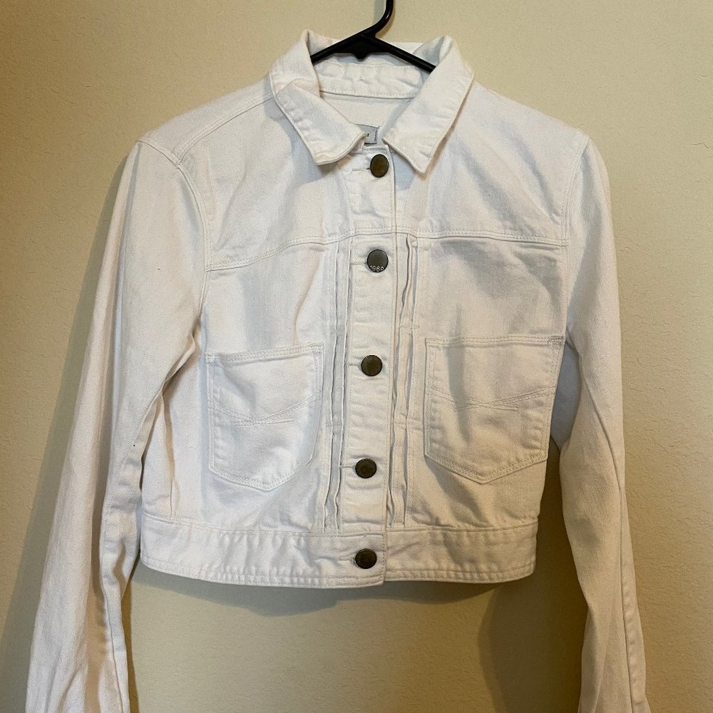 GAP 1969 Ladies White Jean Jacket
